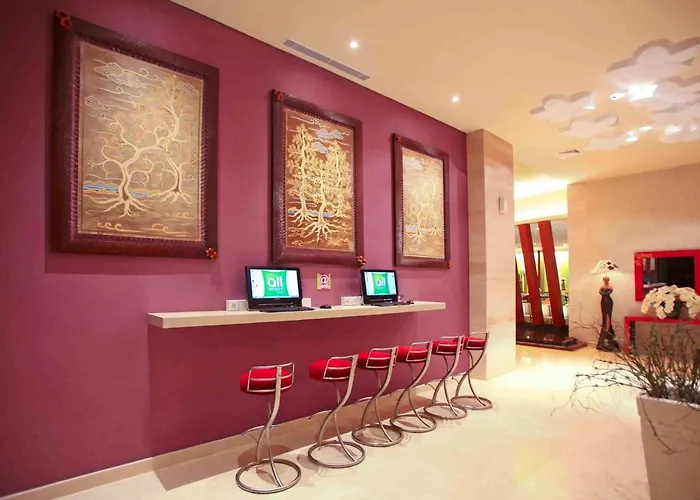 Отель Ibis Styles Bali